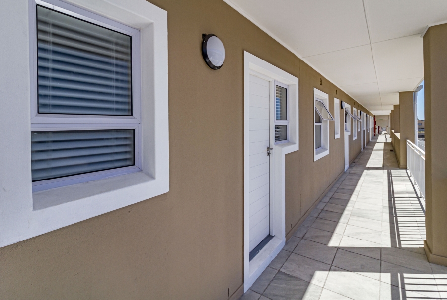 To Let 2 Bedroom Property for Rent in Stellendale Western Cape